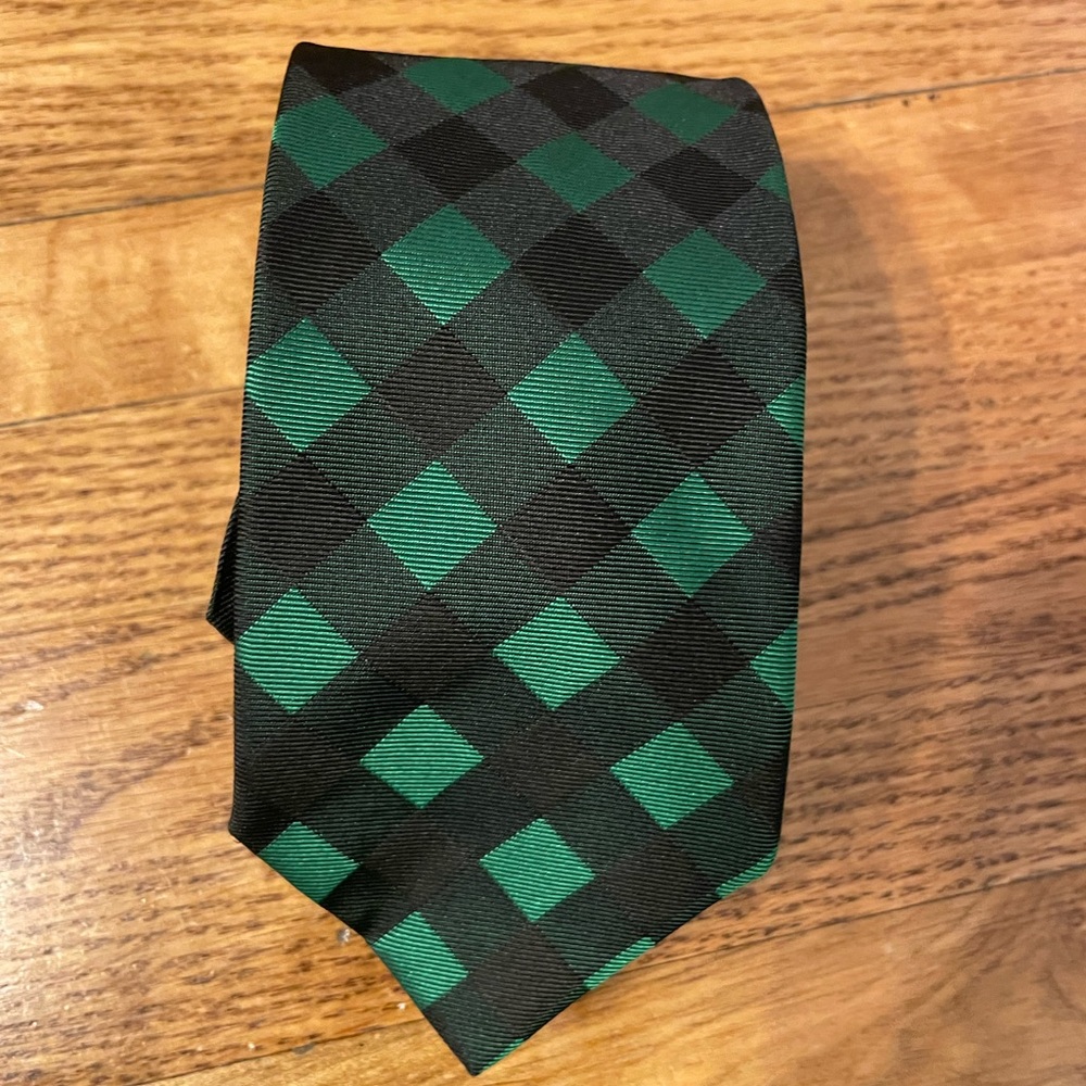 Brooks Brothers Green and Black Checkered Men's Tie